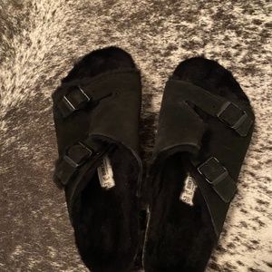 MENS UNWORN SHEARLING BIRKENSTOCK